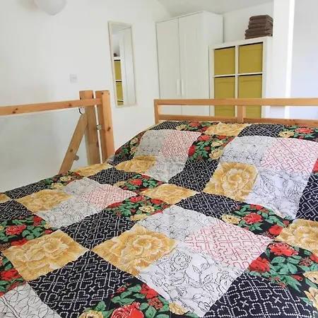 Orchard Nook - Sleeps 4, 2 Bedrooms Kendal