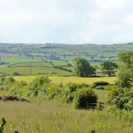 Orchard Nook - Sleeps 4, 2 Bedrooms