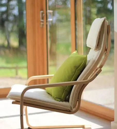 Orchard Nook - Sleeps 4, 2 Bedrooms