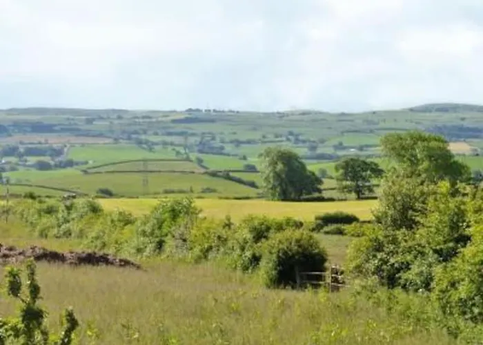 Orchard Nook - Sleeps 4, 2 Bedrooms