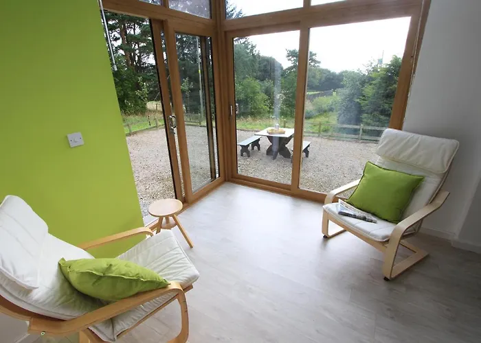 Orchard Nook - Sleeps 4, 2 Bedrooms * Kendal